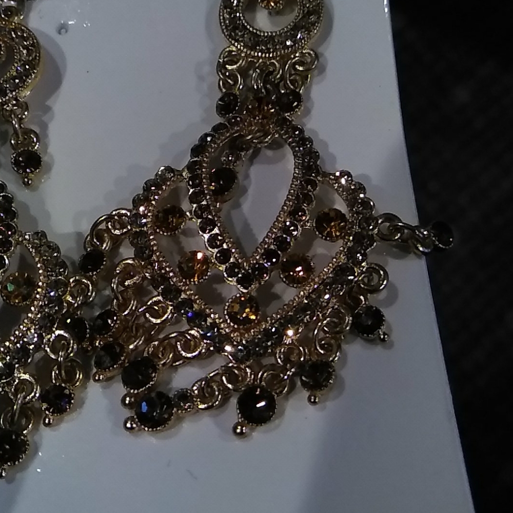 Earrings - Picture 3 of 3
